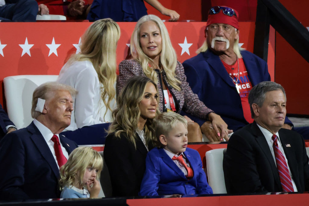 Donald Trump, Hulk Hogan e le rispettive famiglie e colleghi