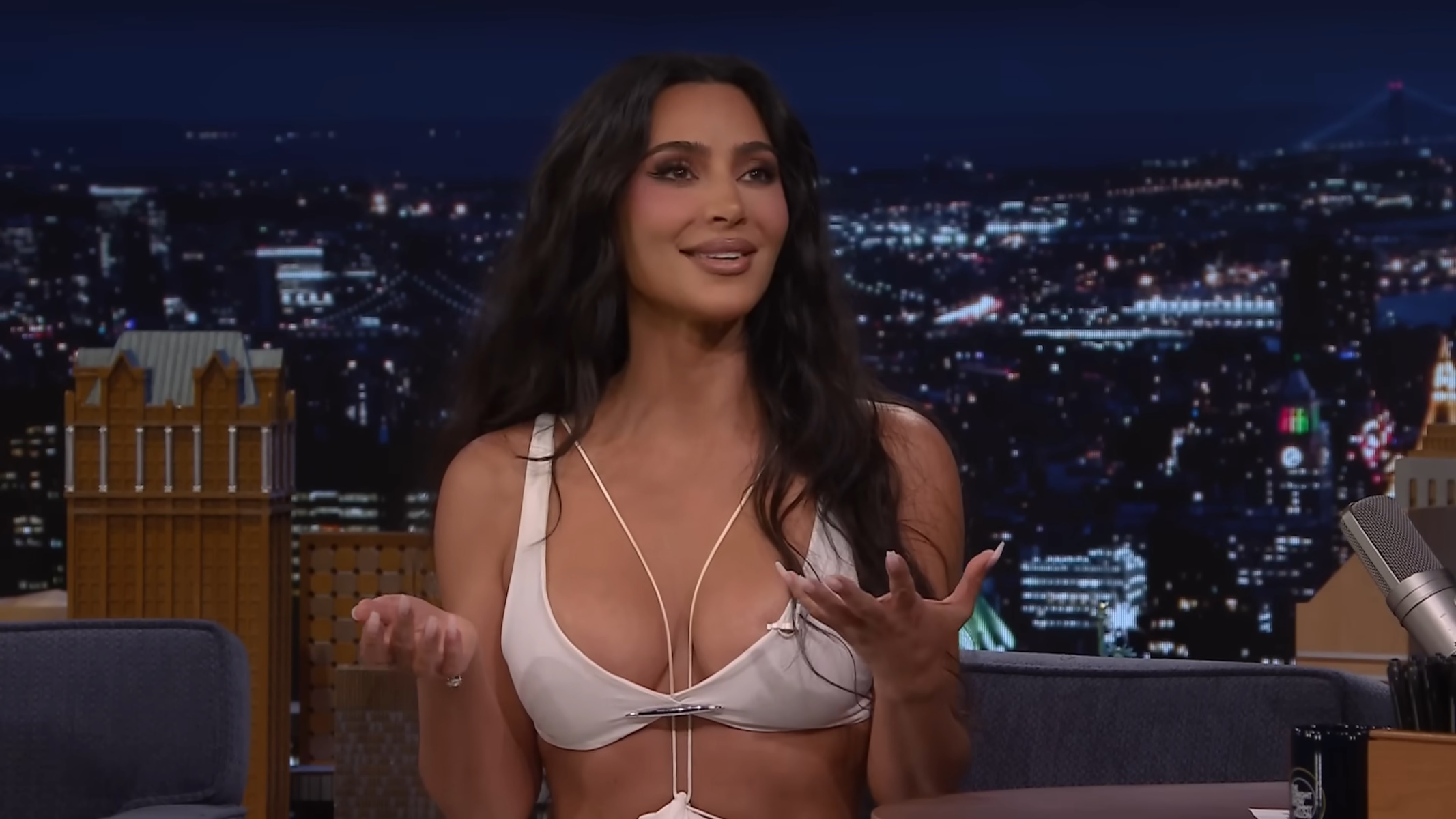 Kim Kardashian al Tonight Show di Jimmy Fallon