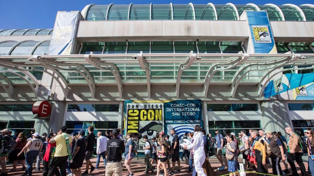 L'affluenza di persone al San Diego Comic-Con 2024