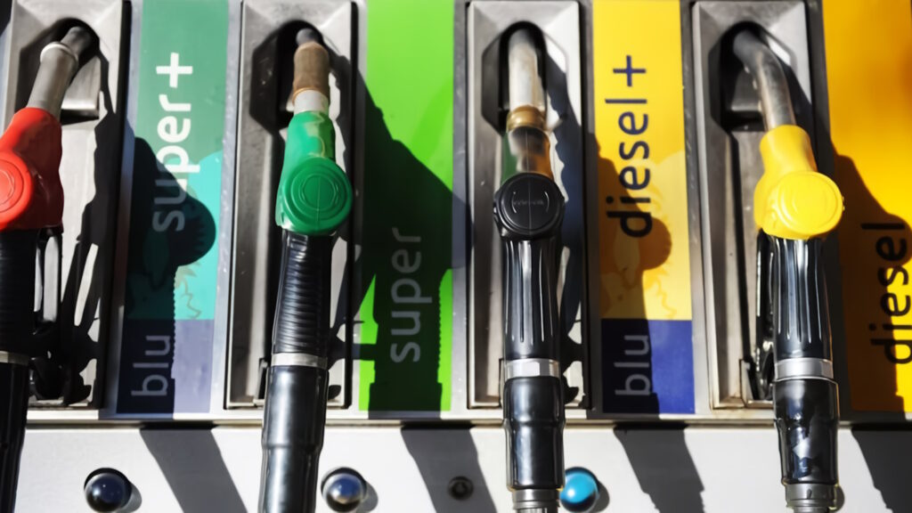 Prezzo dei carburanti benzina e diesel