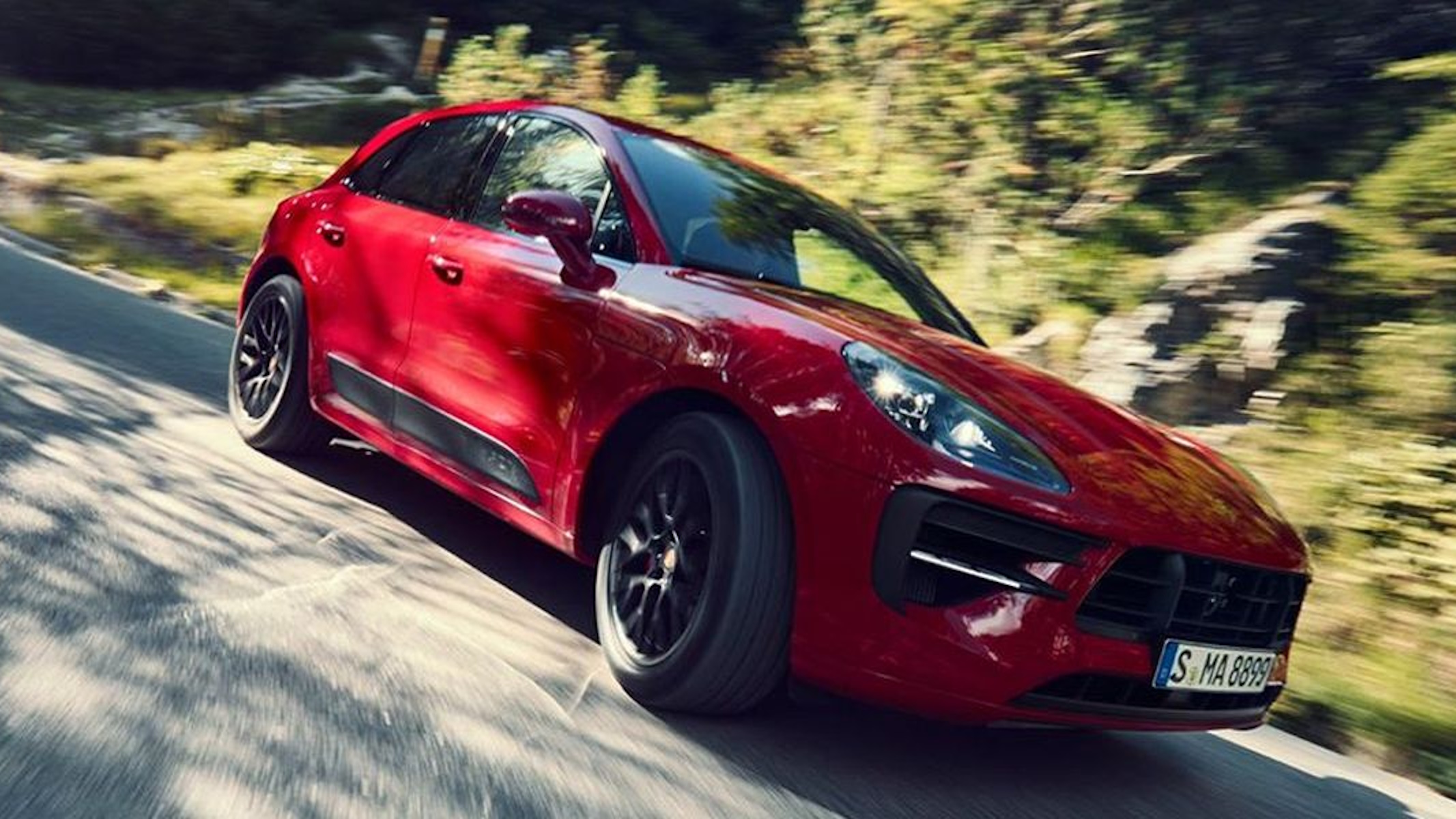 Porsche Macan Turbo rossa