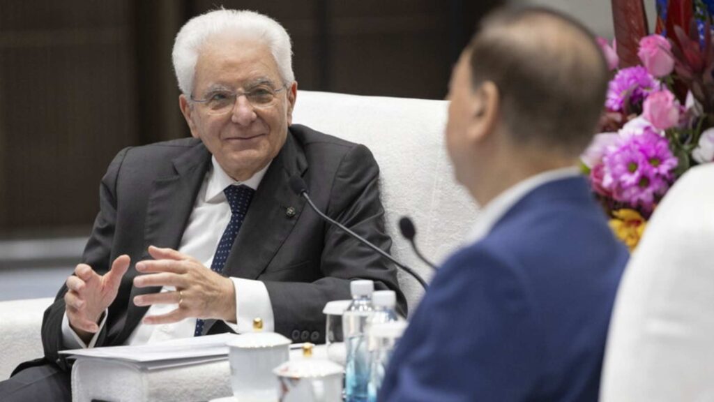 Sergio Mattarella, Musk