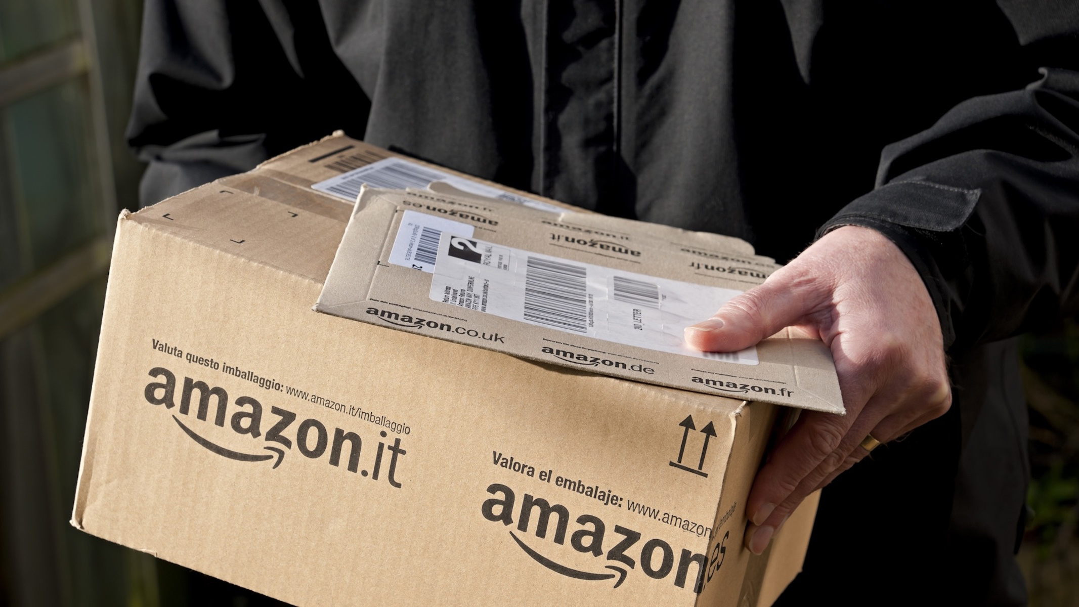 Consegna pacchi Amazon