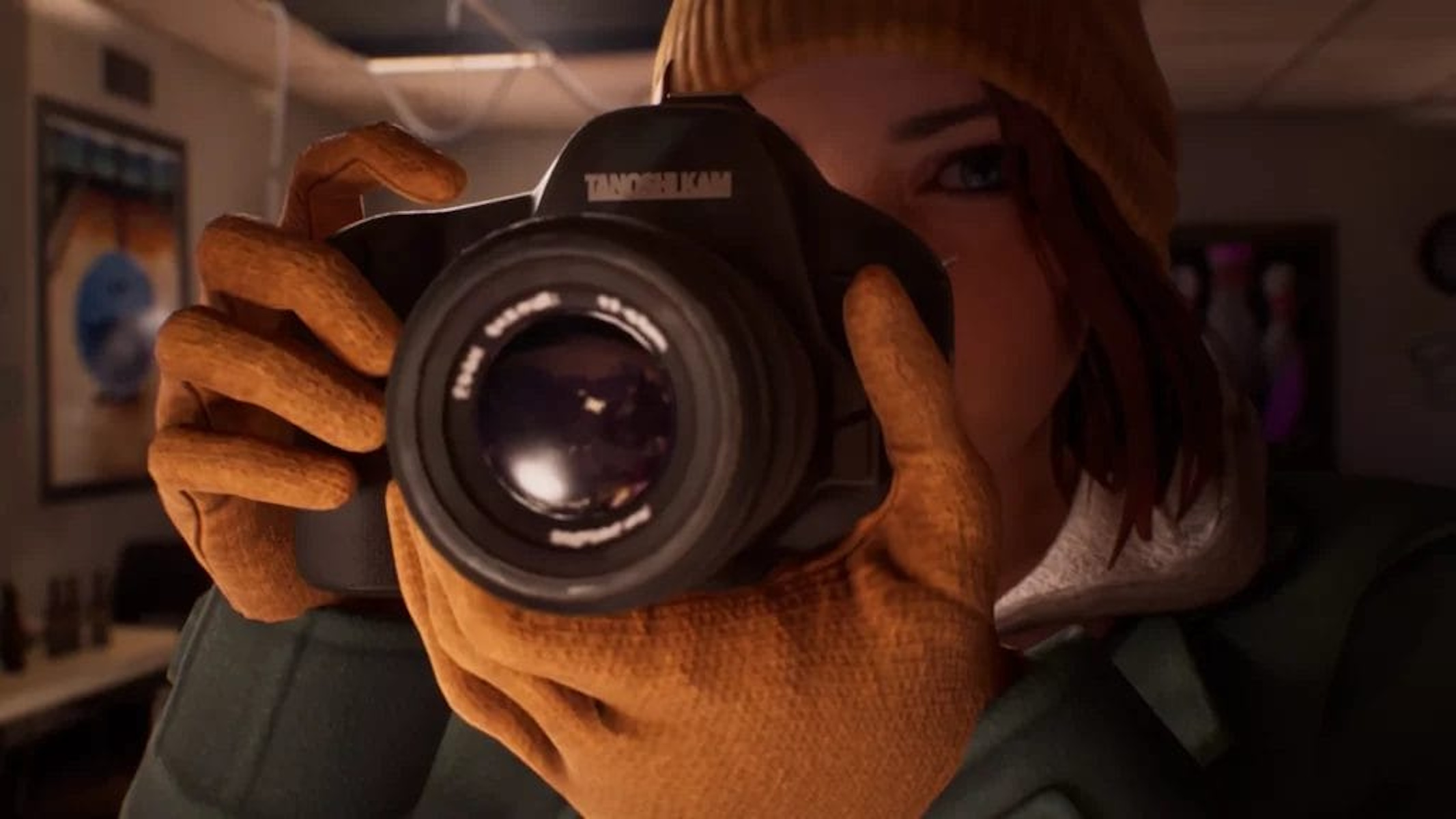 Max con la fotocamera in Life Is Strange: Double Exposure